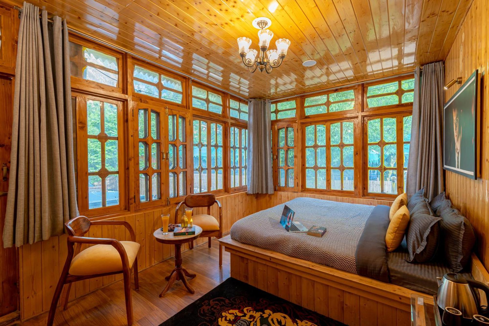 Whoopers Boutique Kasol 호스텔 외부 사진